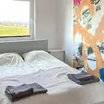 3 Bedroom Stunning Home In Gdynia *