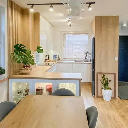 بيت للعطل 3 Bedroom Beautiful In *