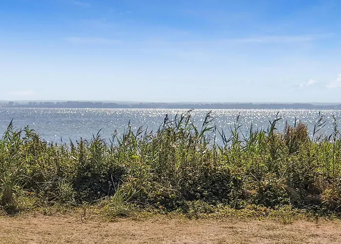 펜션 3 Bedroom Beautiful In